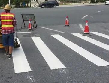 道路划线，车位划线，停车位划线