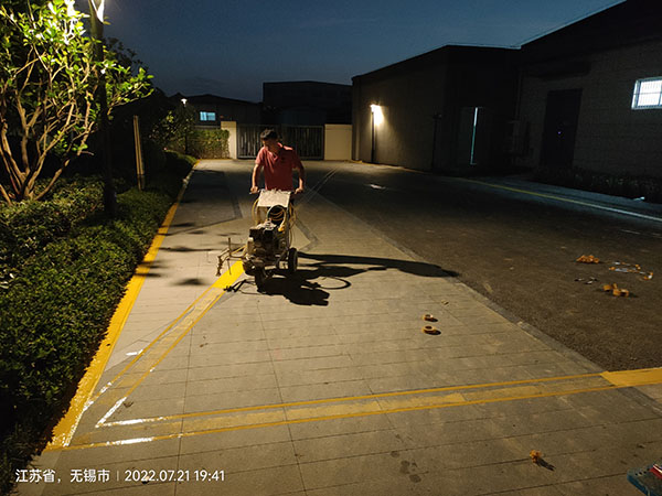 无锡道路划线,无锡道路划线施工队找飞扬市政